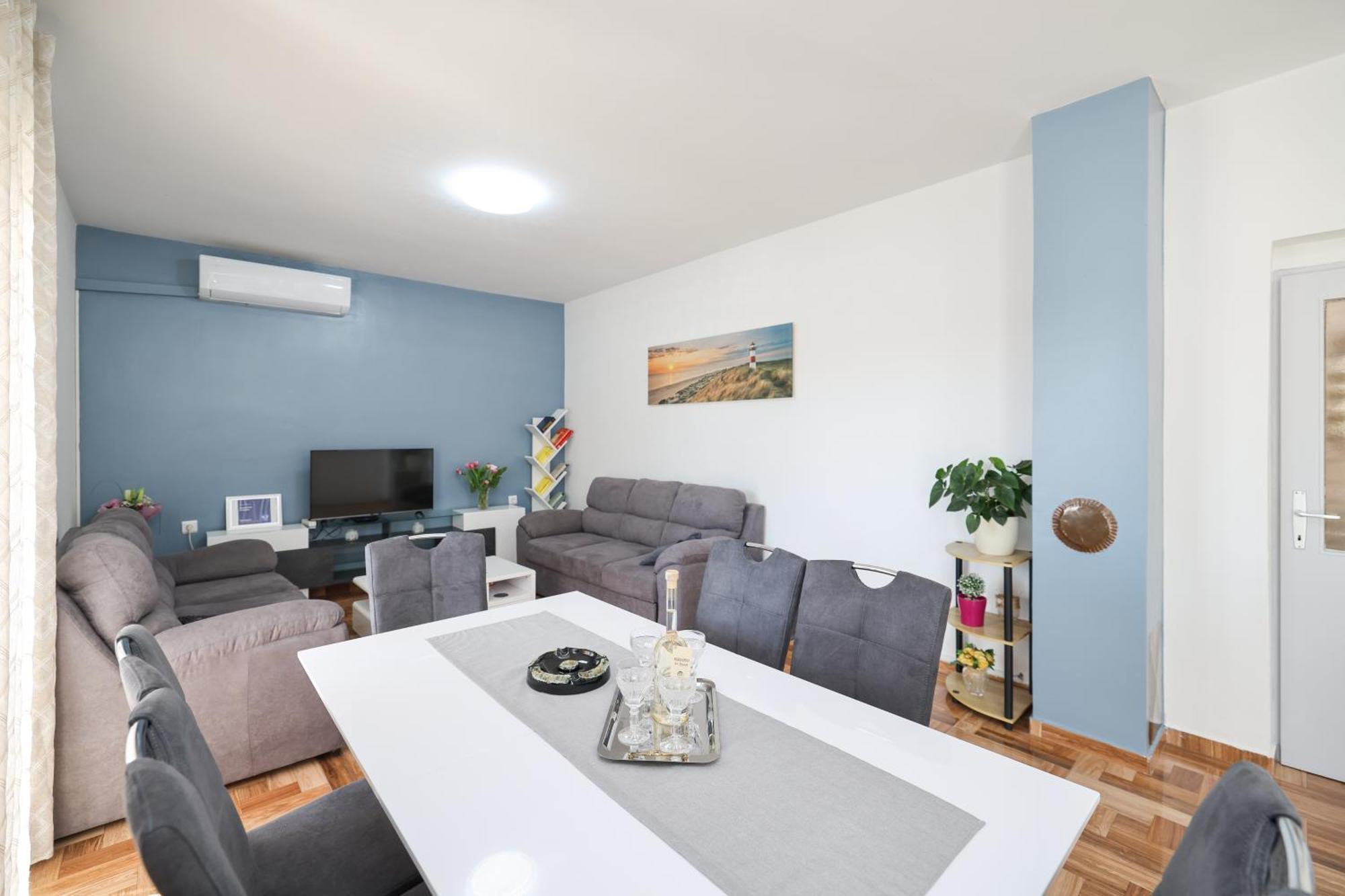 Apartmán Pantalon, Big Terrace And Free Parking *