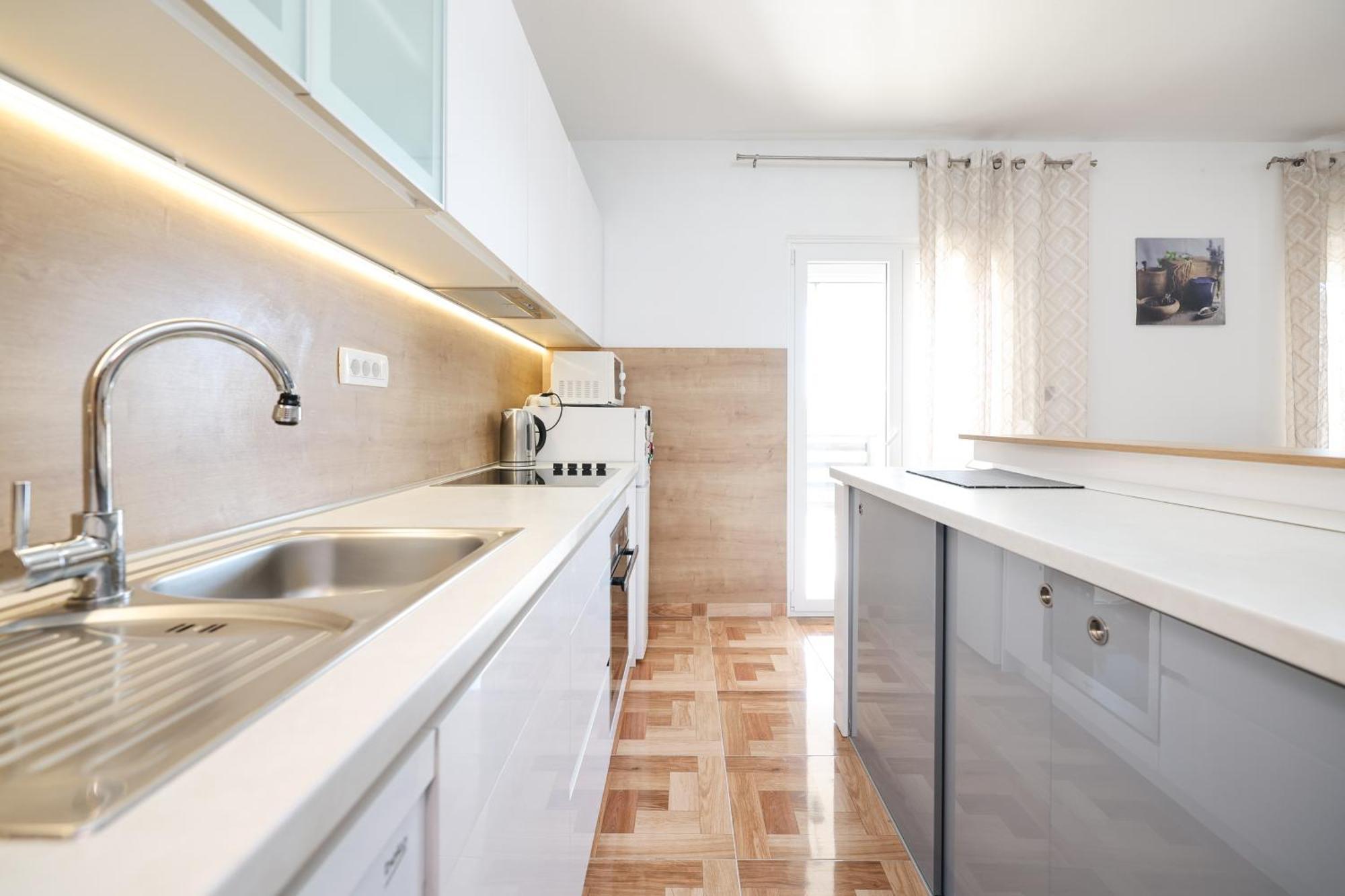 Apartmán Pantalon, Big Terrace And Free Parking