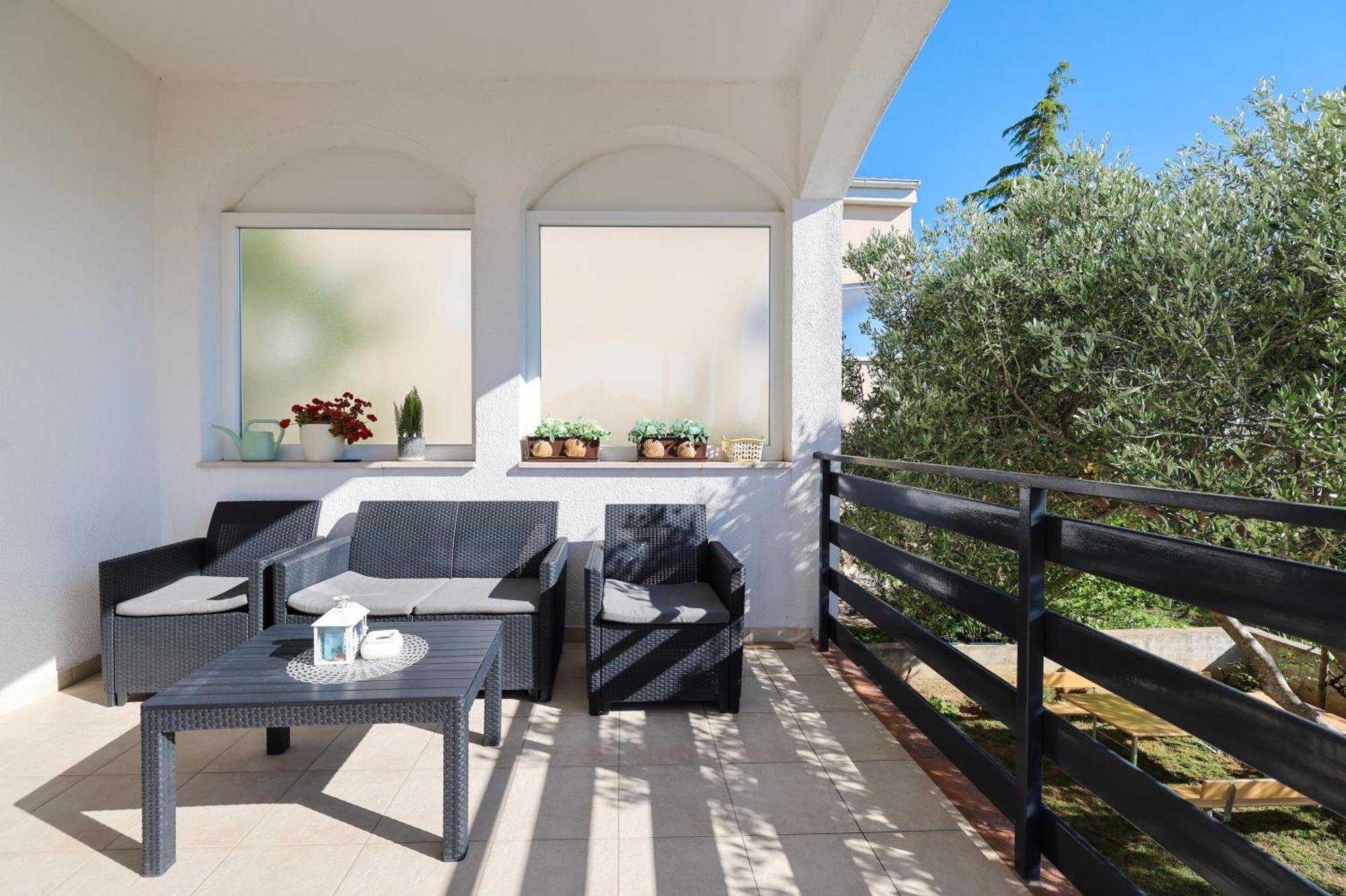 Apartmán Pantalon, Big Terrace And Free Parking
