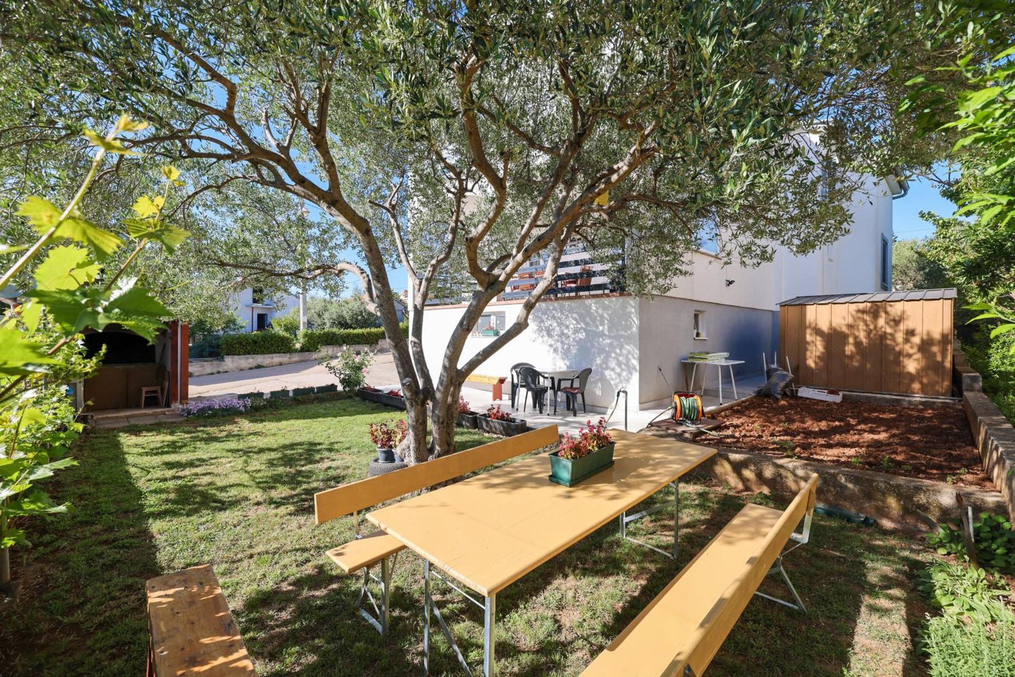 Apartmán Pantalon, Big Terrace And Free Parking Zadar
