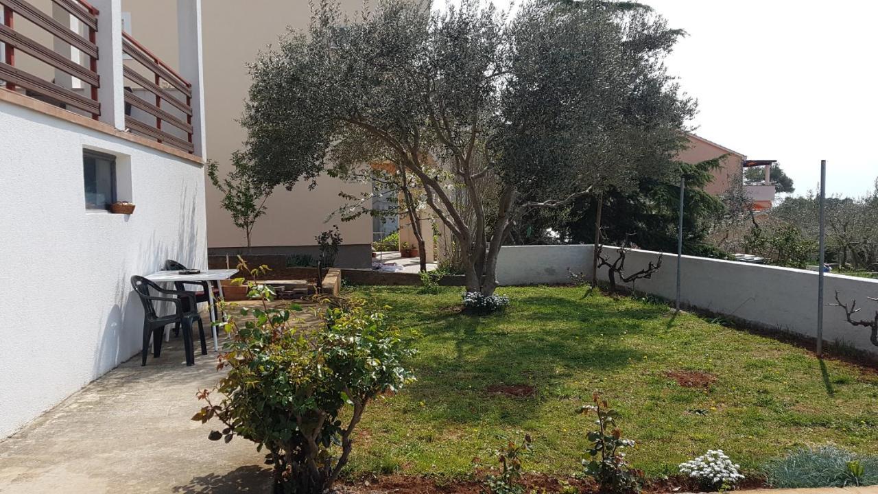 Apartmán Pantalon, Big Terrace And Free Parking *